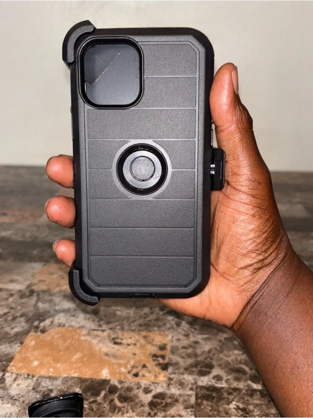 12 Pro Max Case and clip 📲✅✅✅✅